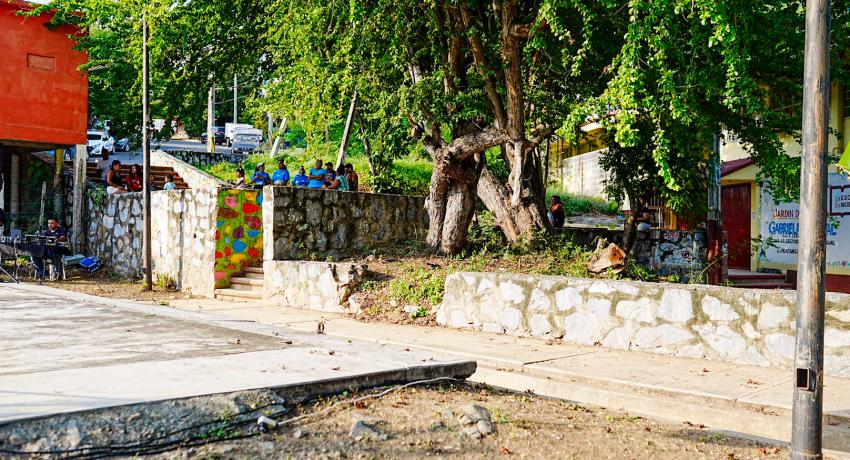 Arranque de obra del polideportivo en la colonia Infonavit El Hujal