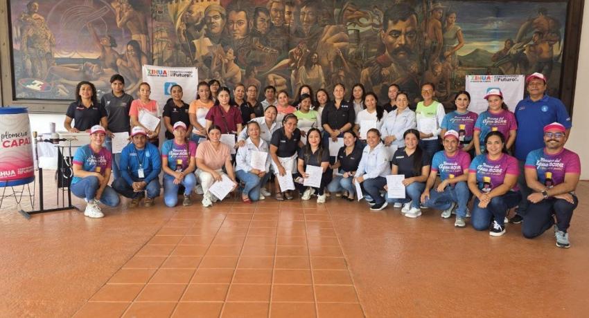 CAPAZ ofrece cursos de plomería básica para mujeres